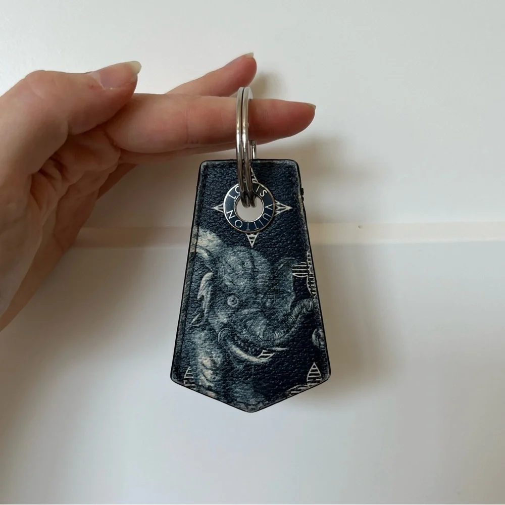 💎 Rare Louis Vuitton KeyHolder Chapman Brothers Keychain Limited Ed Black White